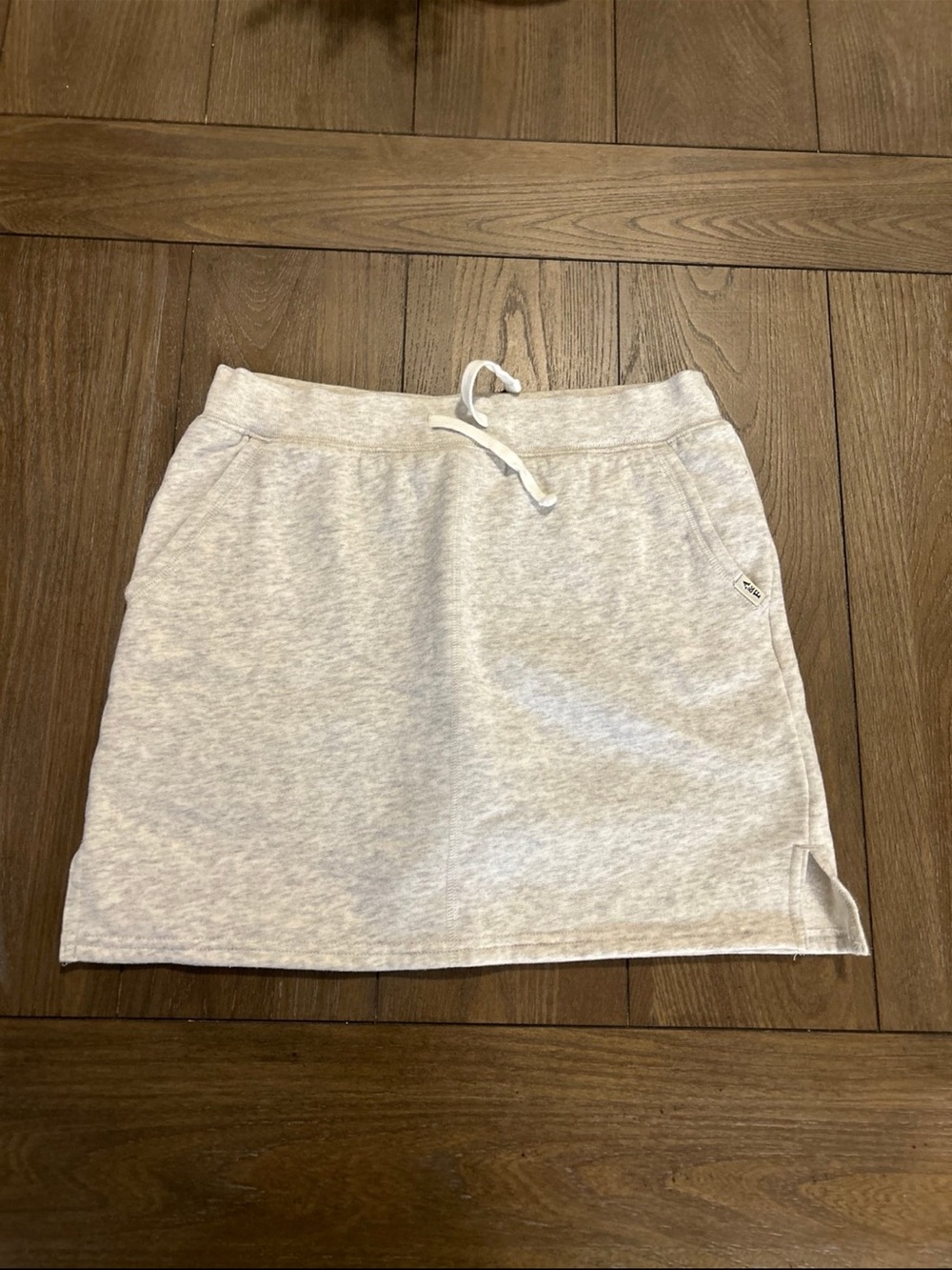 abercrombie kids light gray drawstring mini skirt
